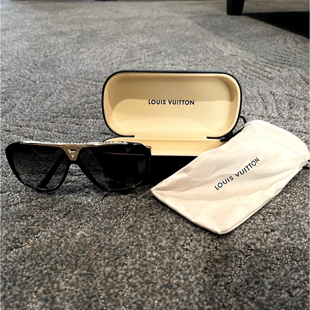 Louis Vuitton Evidence Sunglasses